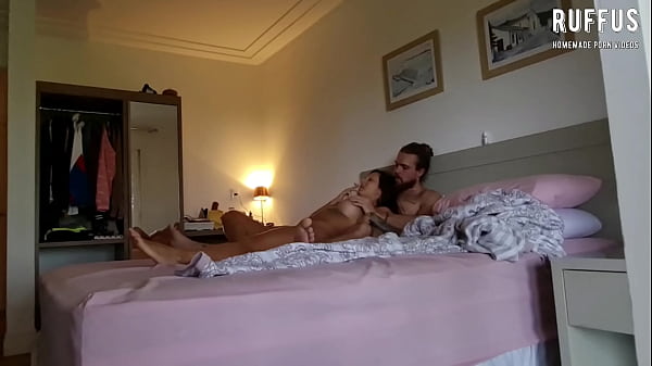 Fumando com o marido e fazendo amor gostoso! – Ana Rothbard