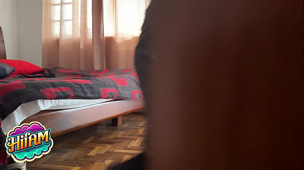 Cámara oculta a mi hijastro masturbandose