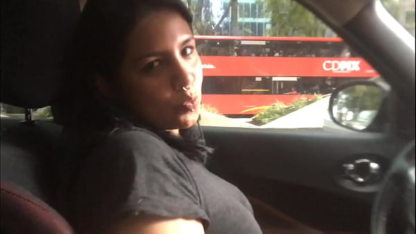 Un chico me deja las nalgas llenas de lechita