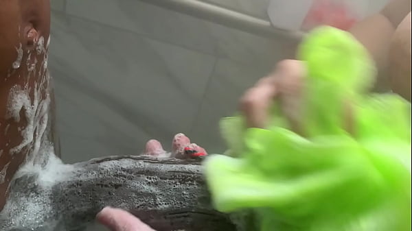 Big Step Sister Plays With Step Brother Monster Bbc While Parents Aren’t Home