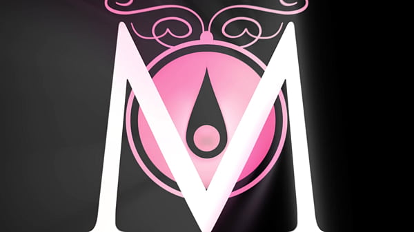 MOMxxx Caught masturbating by big tits blonde MILF Jarushka Ross facesitting and fast fuck