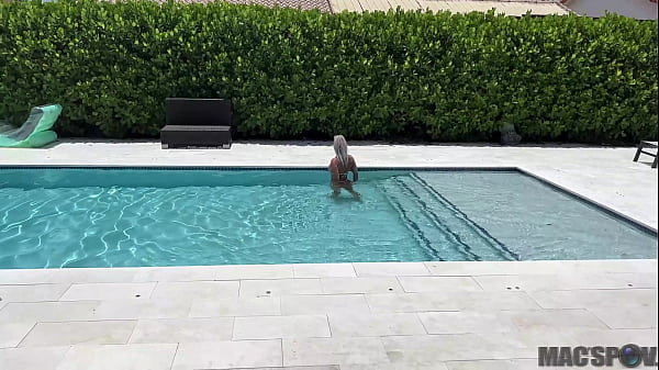 New Aussie Neighbor Hayley Davies Hits on Big Dick Neighbor JMac and Fucks Him Outside