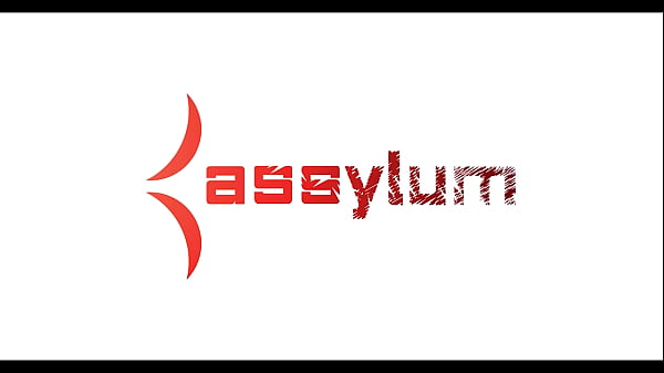 Worshipping master’s feet before rough ass fucked