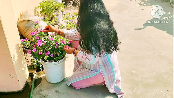 Desi bhabhi fuking Hindi audio