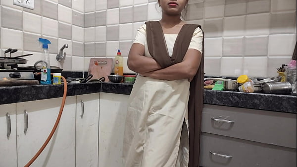 देसी लड़की कॉलेज से आकर अपने सौतेले भाई से चुद गही हिंदी ऑडियो