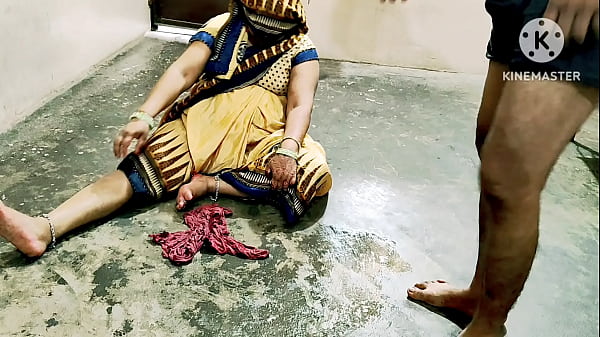 Indian Desi maid fuking Hindi audio