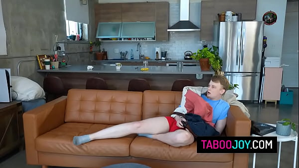 Busty stepmom Wendy Raine fucks with her stepson