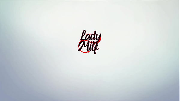 Fui visitar minha amiga Barbara Alves na Europa e ela me recebeu com um presente grande e duro