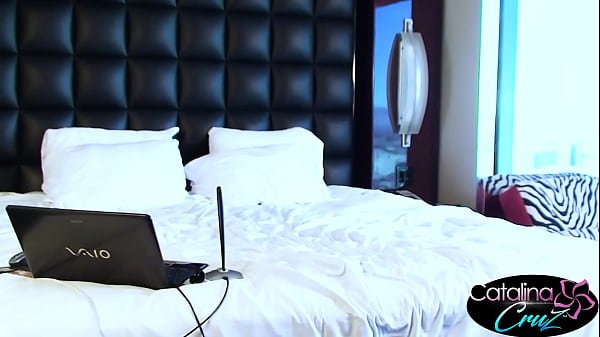 CATALINA CRUZ – Christie Stevens Having 3Way With The Maid