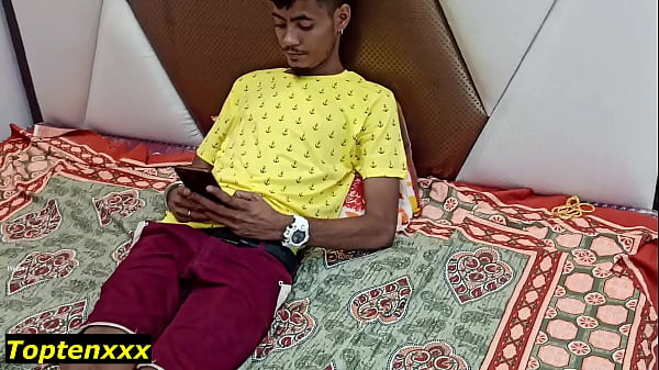 Desi Bhabhi fucking with 18yrs Boy! Bhabhi Sex