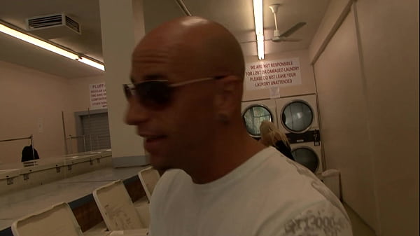 Reagan Anthony Is A Milf In Heat