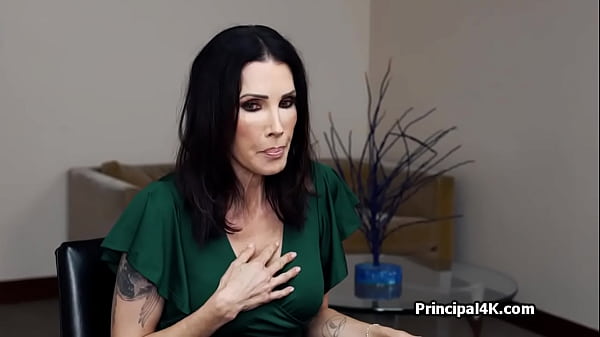 Sexy mature gets the head teachers attention