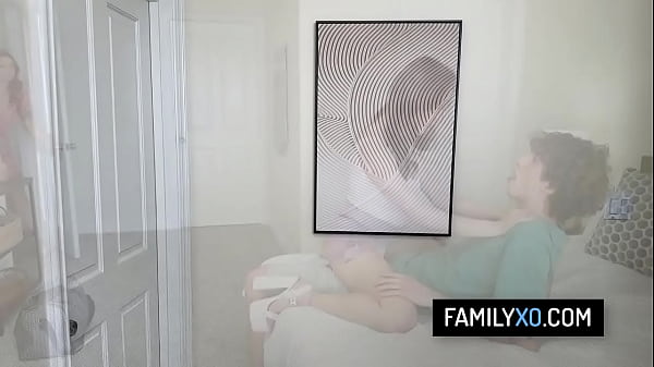 Stepfamily reunion turned into foursome – Isabella Nice, Wynn Ryder, Sinatra Monroe