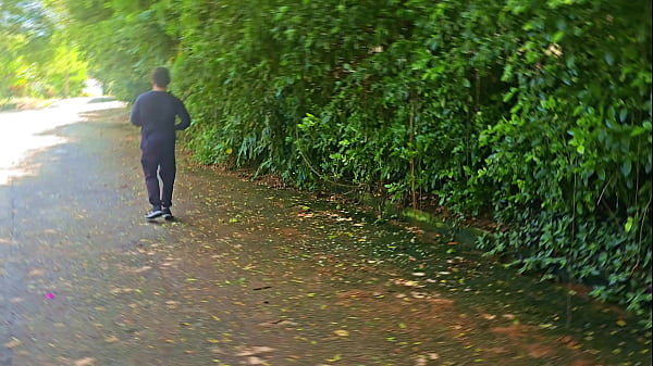 Extraño del running me folla en un parque