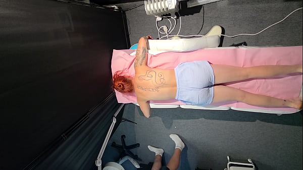 I let my Wife go for massage, But male masseur fuck her well… he cum on her tits