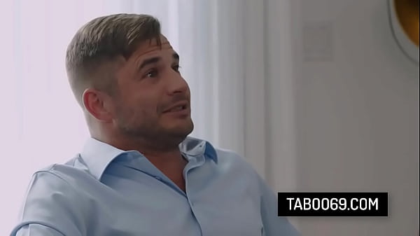 Pervy Boss Fucks His Top Employee’s Stepdaughter